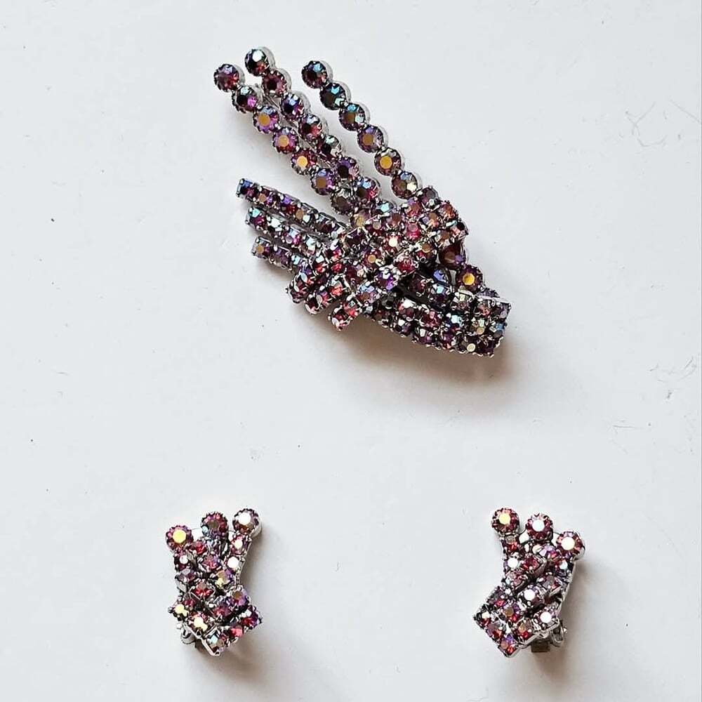 Elegant Silver and Purple Crystal Brooch Set